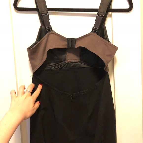 Urban Outfitters Fitted Dress with Back Cut Out - Picture 4 of 4